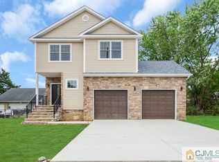 10 Eastern St, South River, NJ 08882