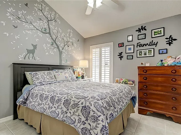 9015 Southbay Dr — Photo 26