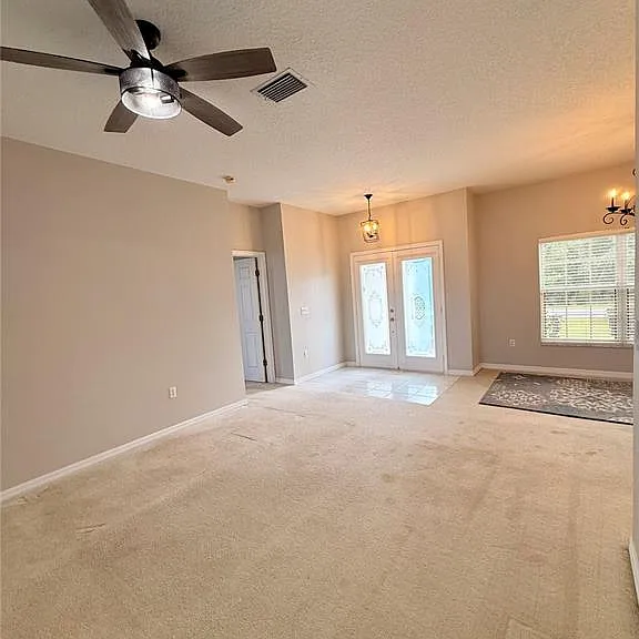 3010 Victoria Dr — Photo 9
