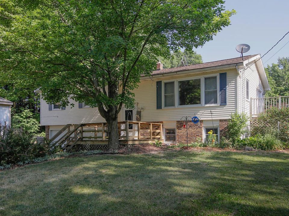 10775 E V Ave-101