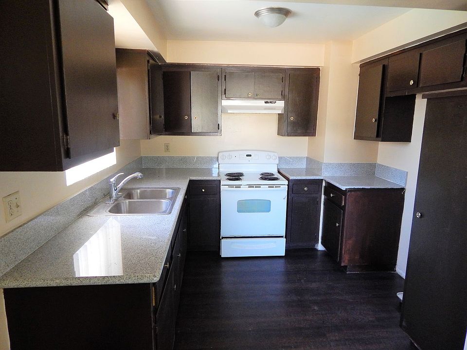 Casa Bonita 304 E Olive St Pomona CA Zillow