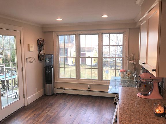 5th image of 181 Hale St #1