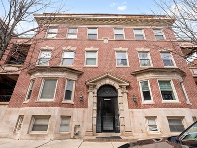 1118 E 46th St APT 1E, Chicago, IL, 60653