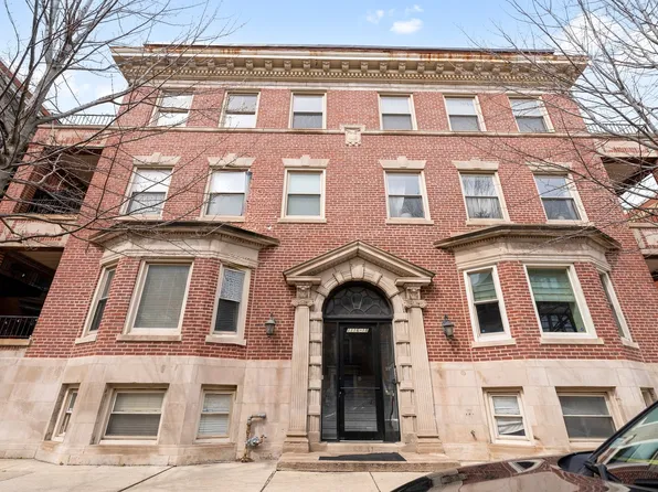 1118 E 46th St APT 1E, Chicago, IL 60653