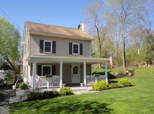 4 Thatcher Ave, Stewartsville, NJ 08886