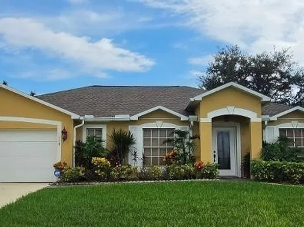 118 SE 41st Ter, Cape Coral, FL 33904