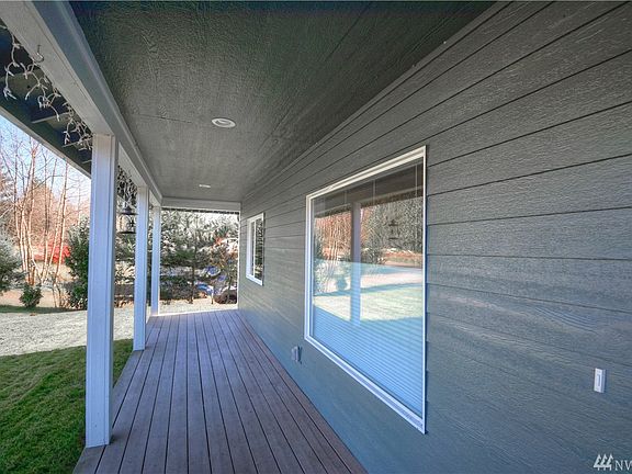 2nd image of 1301 71st Ave SE
