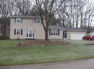 2618 Wabash Dr NE, Grand Rapids, MI
