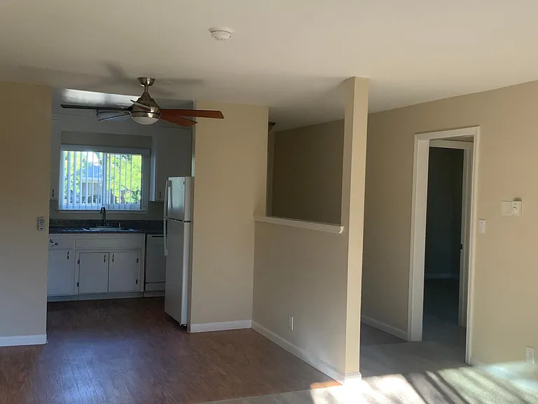 415 Acalanes Apartments — Photo 30