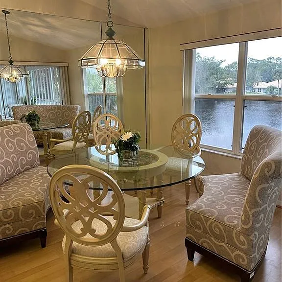 306 Emerald Bay Cir #J5 — Photo 3