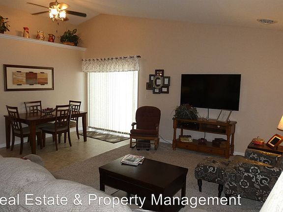 3rd image of 115 Balagna Ct