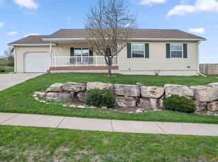 1019 S 35th St, Spearfish, SD 57783