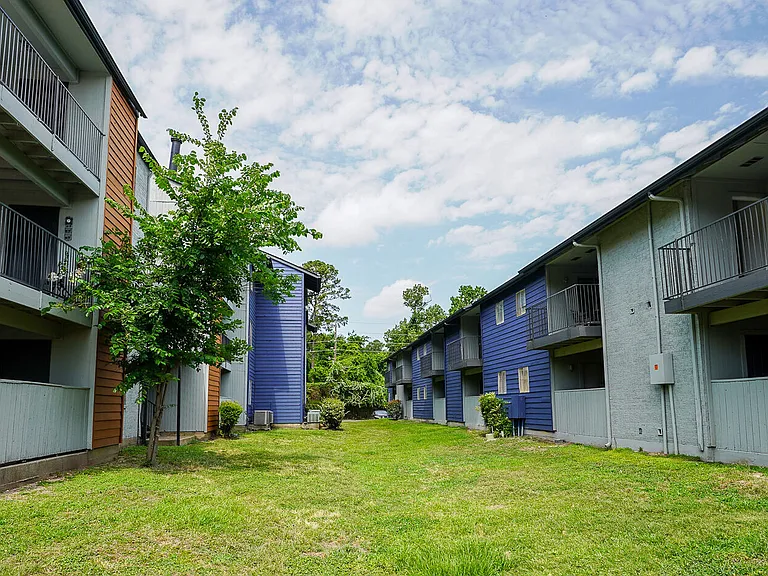 Trenton Place — Photo 18