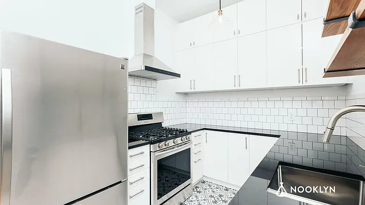 Rented by Nooklyn NYC LLC | media 13