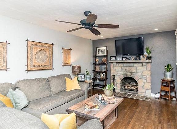 2nd image of 5337 Georgiann Dr