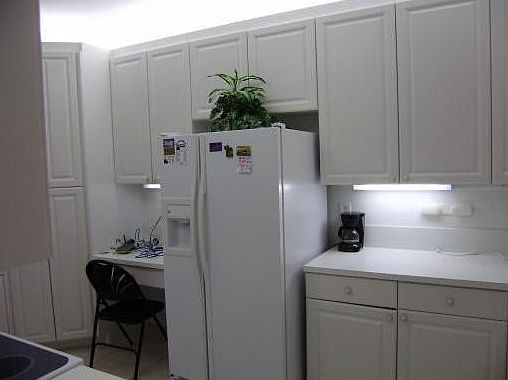 5th image of 10720 NW 66th St APT 406