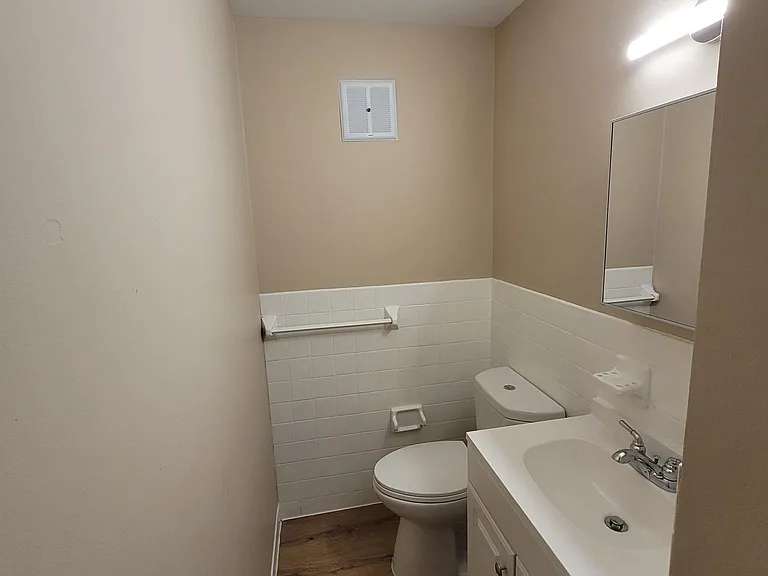 Millville Manor — Photo 18