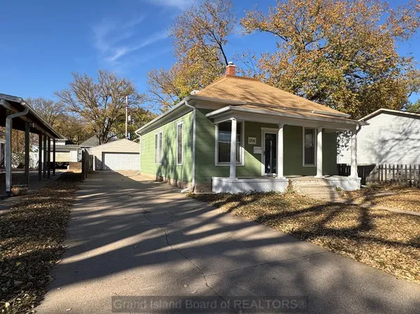 1208 W Koenig St, Grand Island, NE 68801