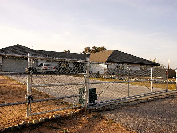 3rd image of 14976 Ramona Ave