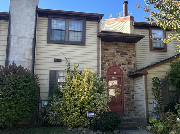 1022 Bancroft Pl, Warminster, PA 18974