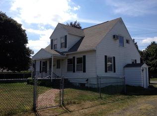 222 James St, Chicopee, MA 01020