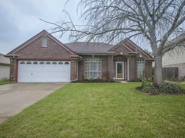511 Kingfisher Creek Dr, Austin, TX 78748