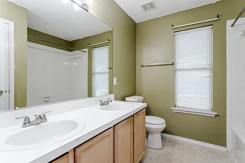 1308 Dundee Dr Photo 1
