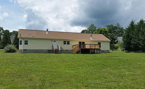 2nd image of 44 Dale Nix Cir