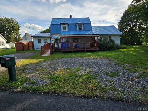 406 5th Avenue Ext, Frankfort, NY 13340