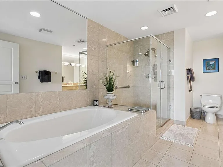700 Park Regency Pl NE #1607 — Photo 29