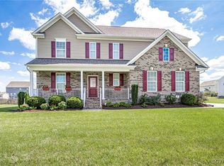 10133 Cameron Ridge Dr, Ashland, VA 23005