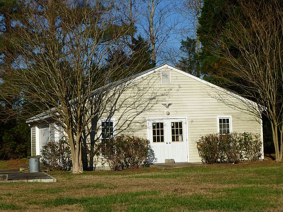 3rd image of 1105 Murray Dr