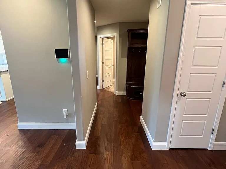 5353 S Twelve Oaks Rd — Photo 5