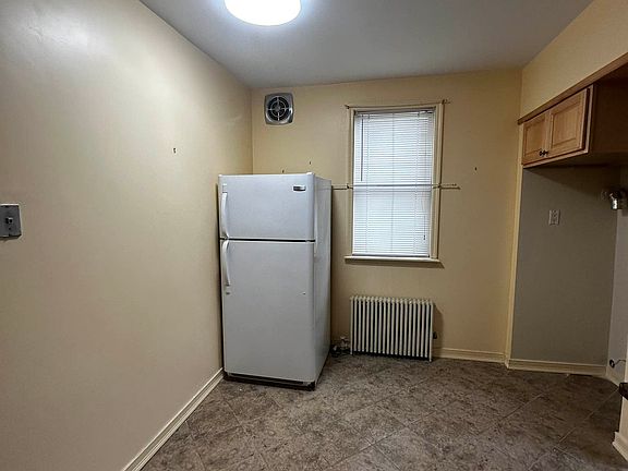 5th image of 60-23 59th Dr #1
