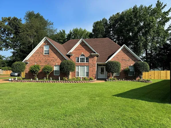 15 Hearthwood Cv, Jackson, TN 38305