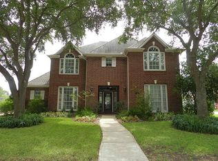 22 Bradford Cir, Sugar Land, TX 77479