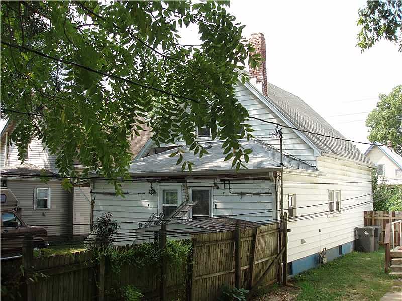 2nd image of 533 N Tibbs Ave