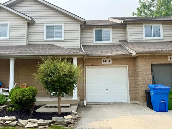 1484 Border Cres, Tecumseh, ON N8N 4Y8