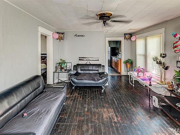 4th image of 802 N 71st St