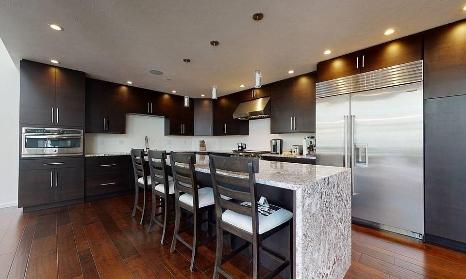 82 Deer Path Hudson MA Zillow