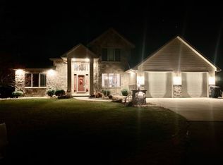 4111 S Woodendale Way, Appleton, WI 54915