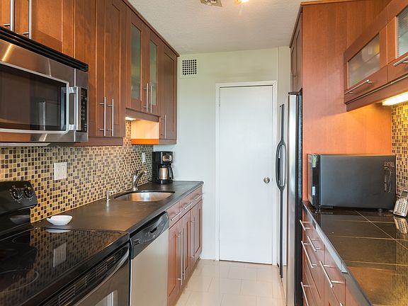 44 Strawberry Hill Avenue