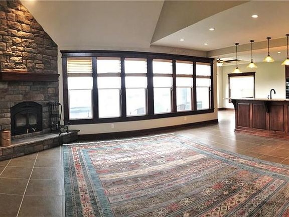 4th image of 14271 Millstone Blvd
