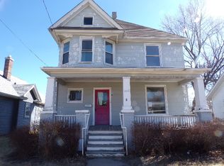1527 N Marquette St, Davenport, IA 52804