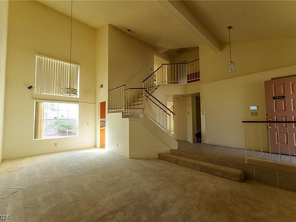 4th image of 1467 Harmony Hill Dr