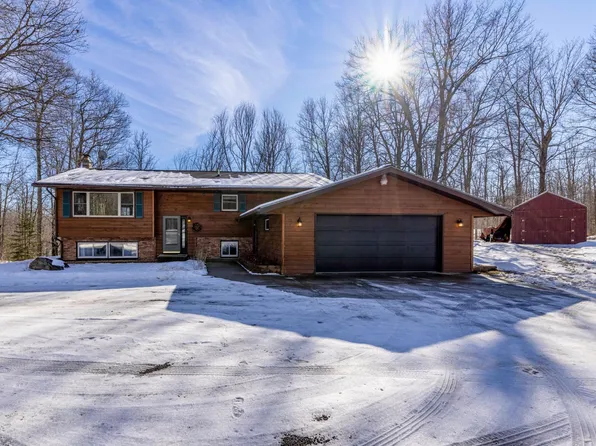 20515 Aspen Dr, Grand Rapids, MN 55744