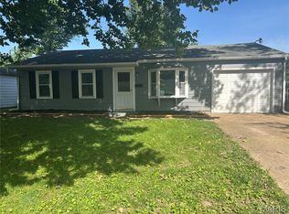 517 Saint Barbara Ln, Cahokia, IL 62206