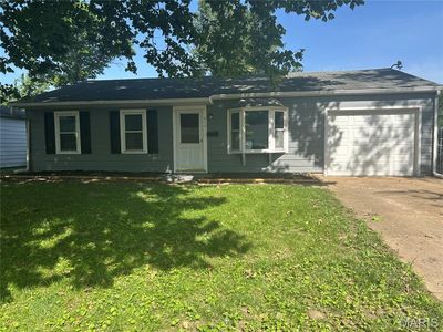 517 Saint Barbara Ln, Cahokia, IL, 62206