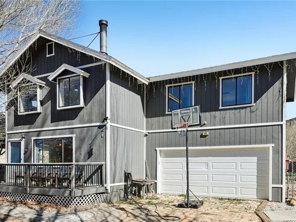 105 E Meadow Ln, Big Bear City, CA 92314