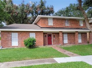 3800 Peach Tree Ct, New Orleans, LA 70131